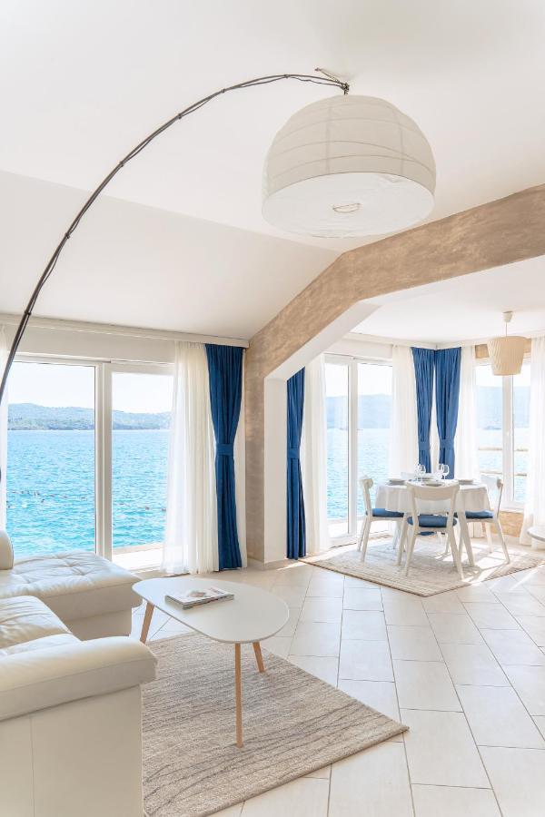 Seafront Apartments Тиват Екстер'єр фото